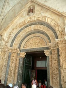 Il Viaggiatore magazine - Portale della Cattedrale di Trogir, Croazia