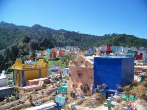 Il Viaggiatore Magazine - Cimitero - Chichicastenango, Guatemala