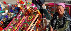 Il Viaggiatore Magazine - Donna al mercato - Khiva, Uzbekistan