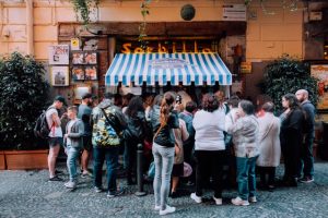 Il Viaggiatore Magazine - Pizzeria Gino Sorbillo, Napoli