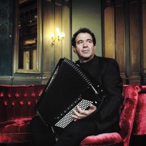 IlViaggiatoreMagazine-"La musica dei cieli"-Richard Galliano-Lombardia