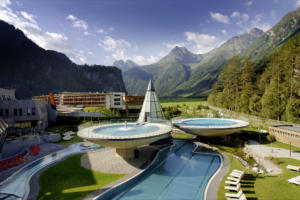 IlViaggiatoreMagazine-Piscina esterna-AQUA DOME-Längenfeld-Austria