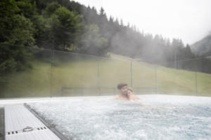 Feuerstein Nature Family Resort-Piscina-Val di Fleres-Brennero-Bolzano-Foto Alex Filz