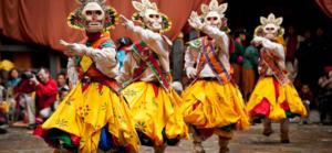 Tipica danza popolare in occasione di un festival 