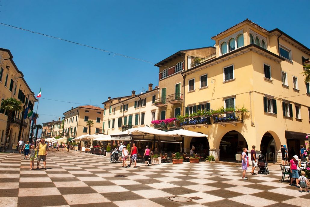 Il Viaggiatore Magazine - Centro storico - Lazise, Verona