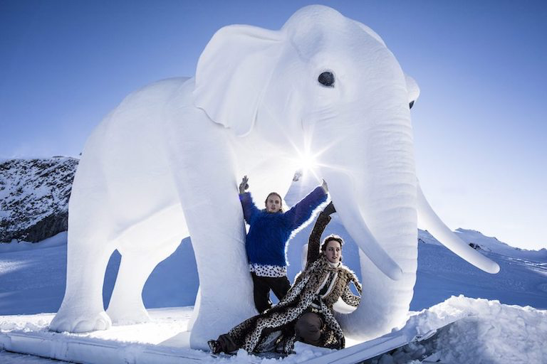 Il Viaggiatore Magazine - Rappresentazione Hannibal - Elefante di ghiaccio - Ghiacciao Rettenbach - Soelden, Ausrtia