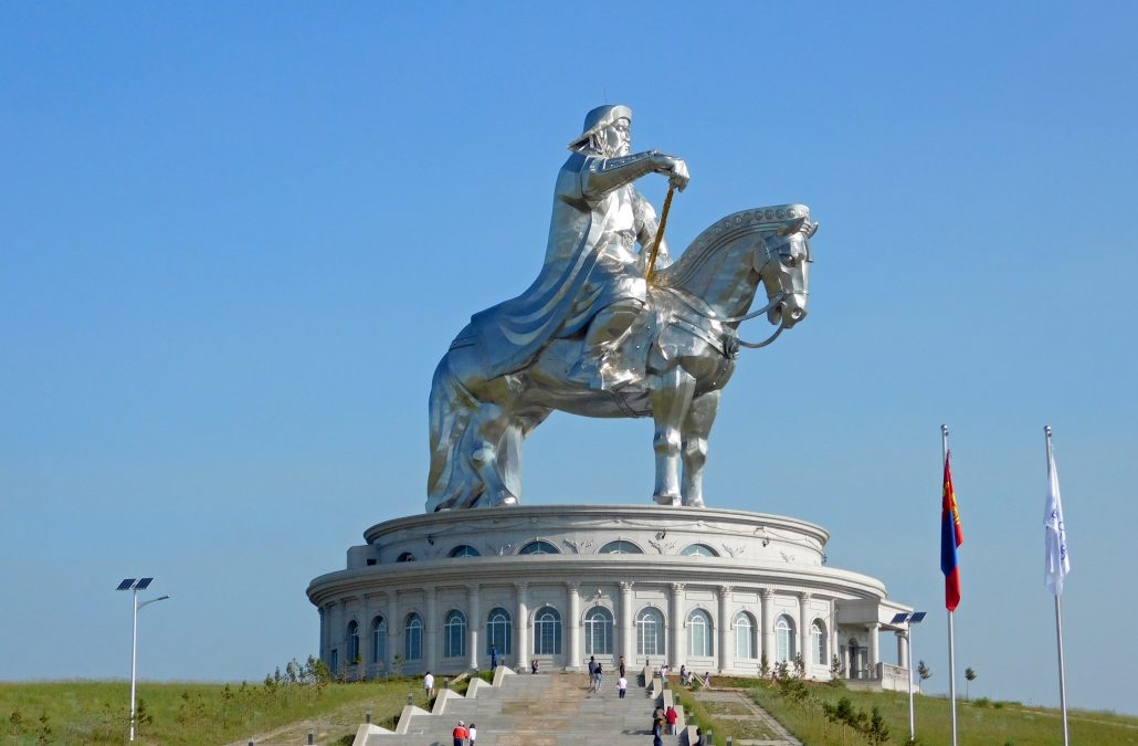 Il Viaggiatore Magazine - Parco nazionale Gorkhi Terelj - Monumento a Gengis Khan, Mongolia