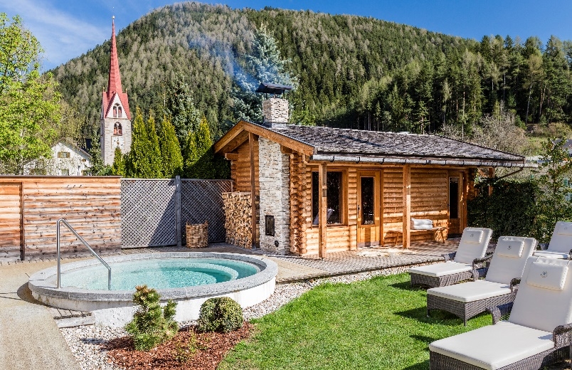 Il Viaggiatore Magazine - Hotel Lanerhof - Sauna esterna - San Lorenzo di Sebato, Bolzano 