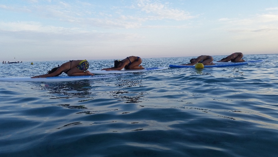 Il Viaggiatore Magazine - Vivosa Apulia Resort - Rilassamento sulle tavole da Surf - Marina di Ugento, Lecce