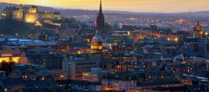 Il Viaggiatore Magazine - Veduta notturna di Edimburgo