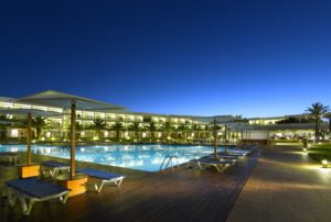 Il Viaggiatore Magazine - Vista della Piscina - GrandPalladium Palace Ibiza Resort - Ibiza