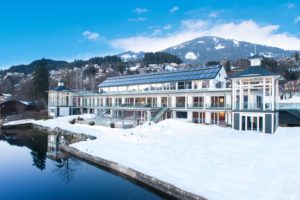 Il Viaggiatore Magazine - Kärnten Badehaus - Milstätter See, Austria