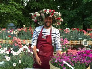 Il Viaggiatore Magazine - Cappelli di fiori ad Orticola - Orticola, Milano