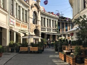 Il Viaggiatore Magazine - Viale Rustaveli - Tblisi, Georgia