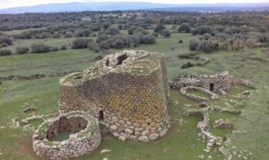 Il Viaggiatore Magazine - Nuraghe Losa - Abbasanta, Oristano