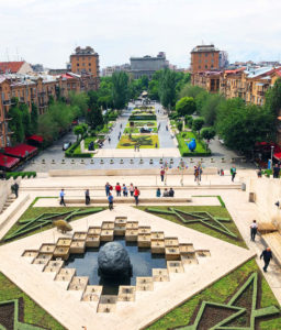 Il Viaggiatore Magazine-Yerevan vista da Cascade-Armenia