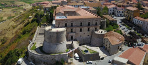 Il Viaggiatore Magazine - Castello Macchiaroli - Teggiano, Salerno