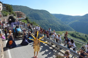 Il Viaggiatore Magazine - Festa dell'Uva - Fototeca Strada Vino Sapori Trentino