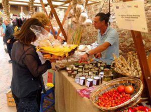 IlViaggiatoreMagazine-Boccaccesca-Mercato-Certaldo-Firenze