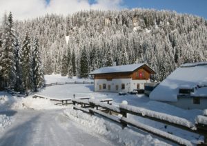 IlViaggiatoreMagazine-Rifugio Malga Peziè de Parù-Cortina d'Ampezzo-Belluno