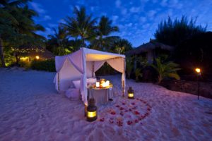 IlViaggiatoreMagazine-Cena romantica sulla spiaggia di Aiutaki-Isole Cook