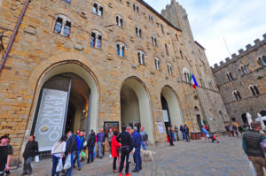 IlViaggiatoreMagazine-Piazza dei Priori-Volterra-Pisa