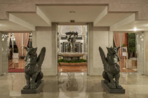 IlViaggiatoreMagazine-Lobby-Hotel Excelsior Venice Lido Resort-Lido di Venezia
