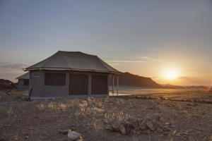 IlViaggiatoreMagazine-Deserto della Namibia-Glamping in Namibia-Africa