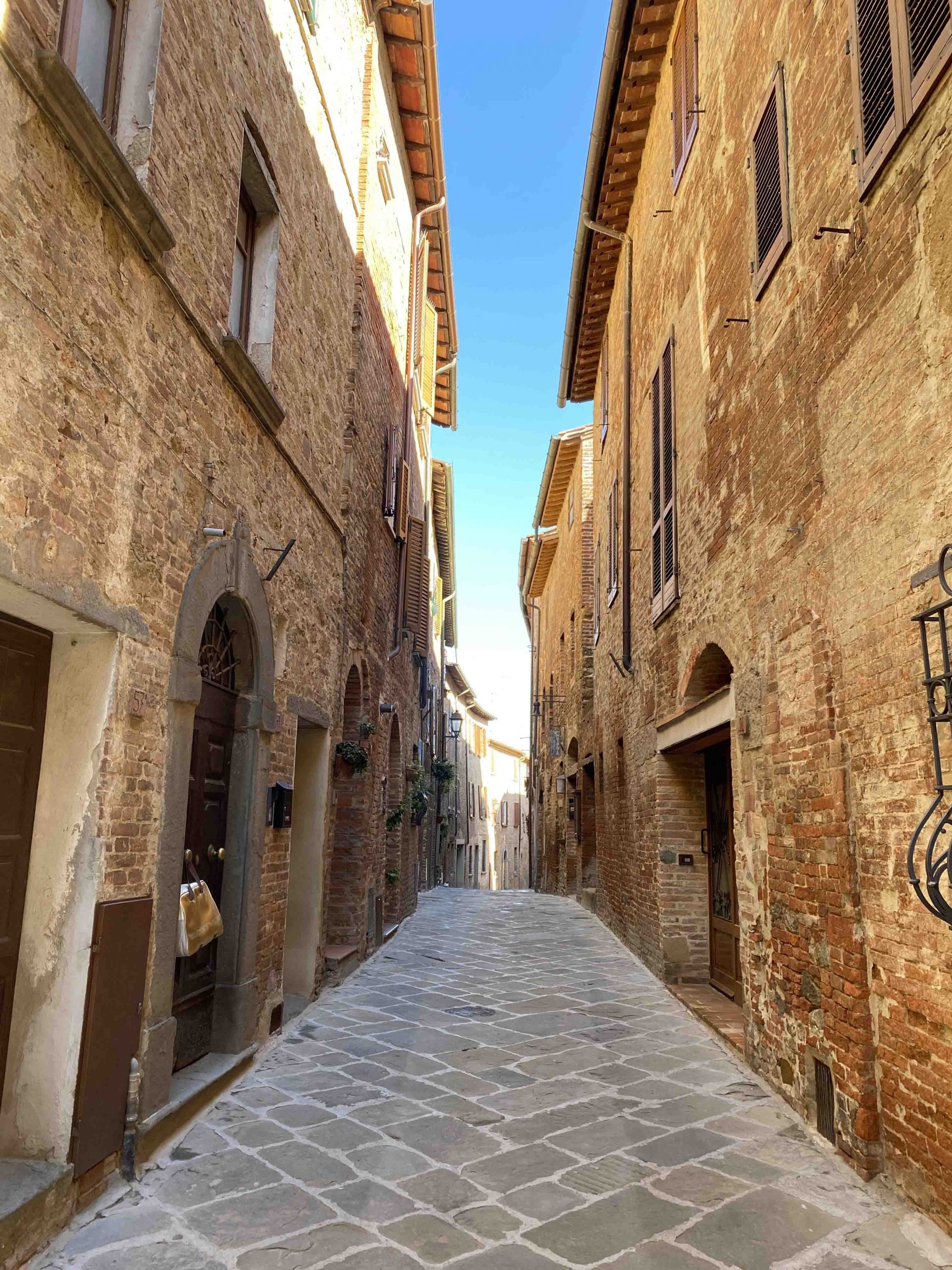 Via Lauretana in Toscana