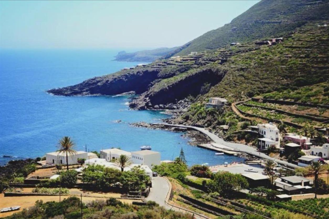 ISOLA DI PANTELLERIA IN SICILIA