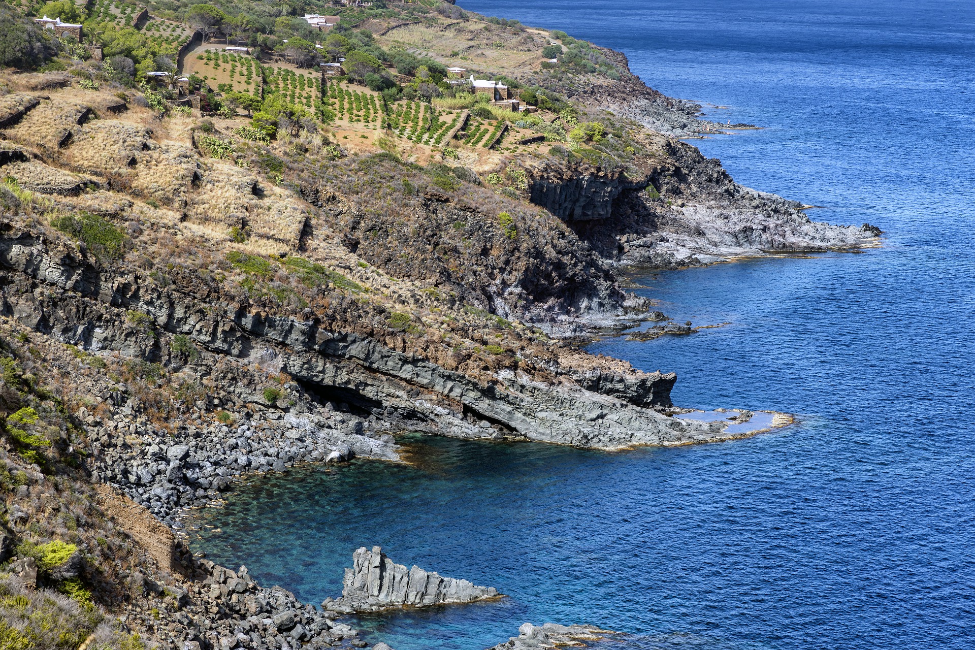 ISOLA DI PANTELLERIA IN SICILIA