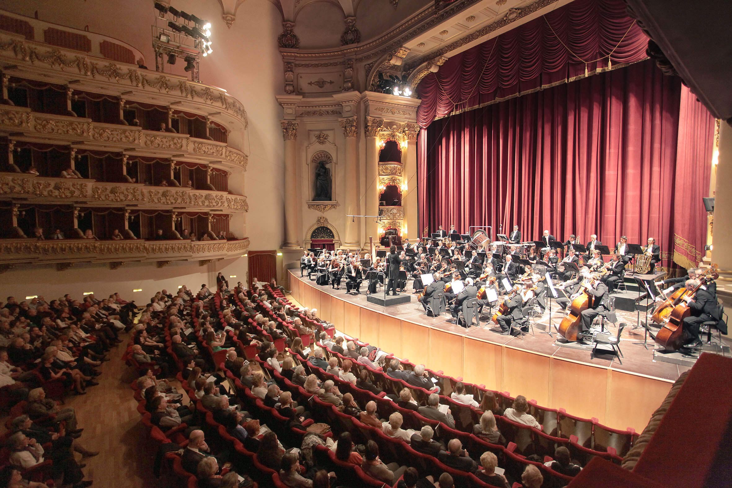 STAGIONE AL TEATRO FILARMONICO DI VERONA