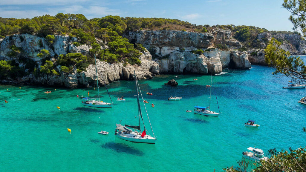 Vacanza estiva in isola luoghi & viaggi il viaggiatore magazine cover