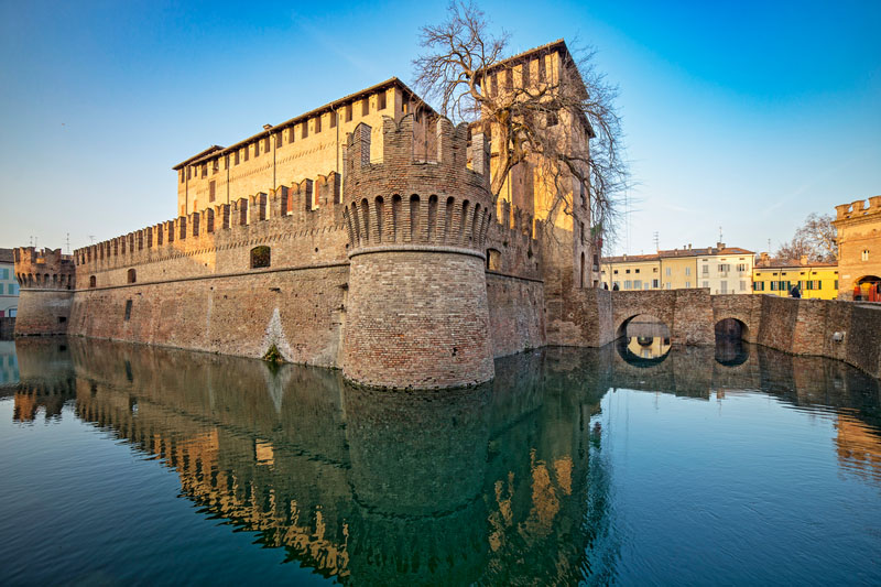 cosa-vedere-a-parma-luoghi-e-viaggi-il-viaggiatore-magazine-rocca san vitale