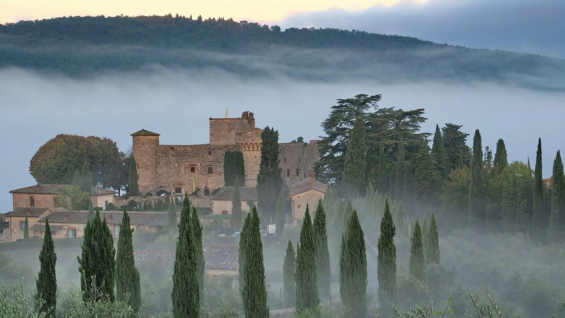 meleto-alberghi-&-location-il-viaggiatore-magazine-COPERTINA