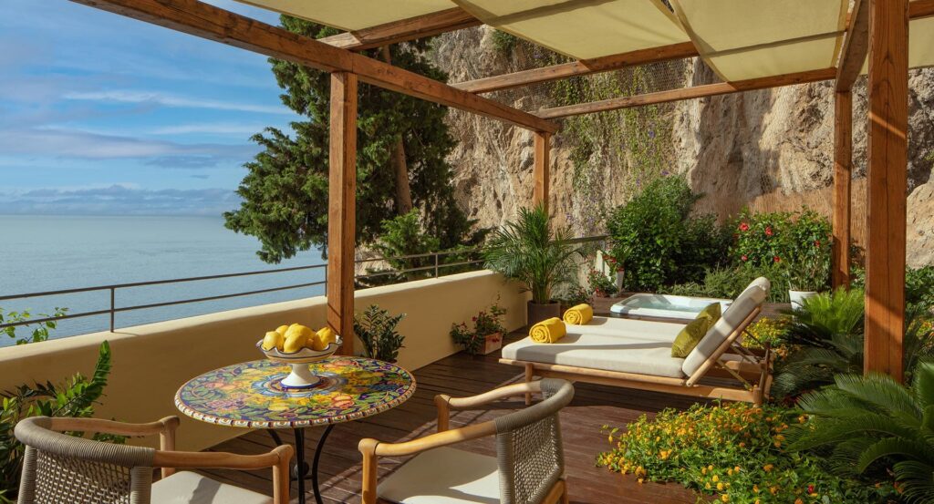 hotel-di-lusso-in-italia-alberghi-&-location-il-viaggiatore-magazine-amalfi