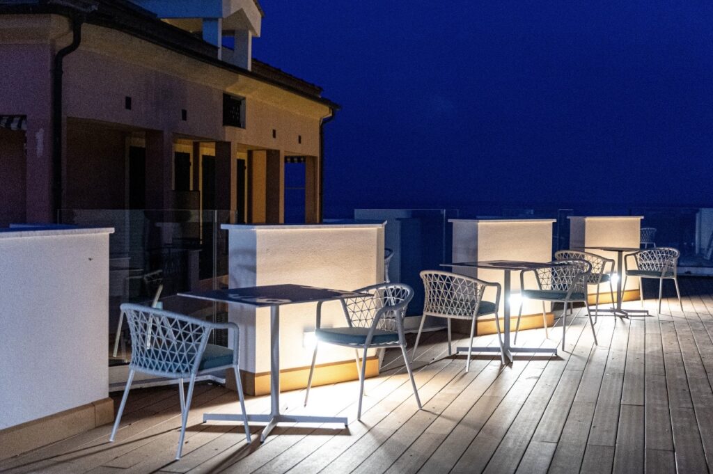 hotel-mare-liguria-alberghi-& location-il-viaggiatore-magazine-terrazza