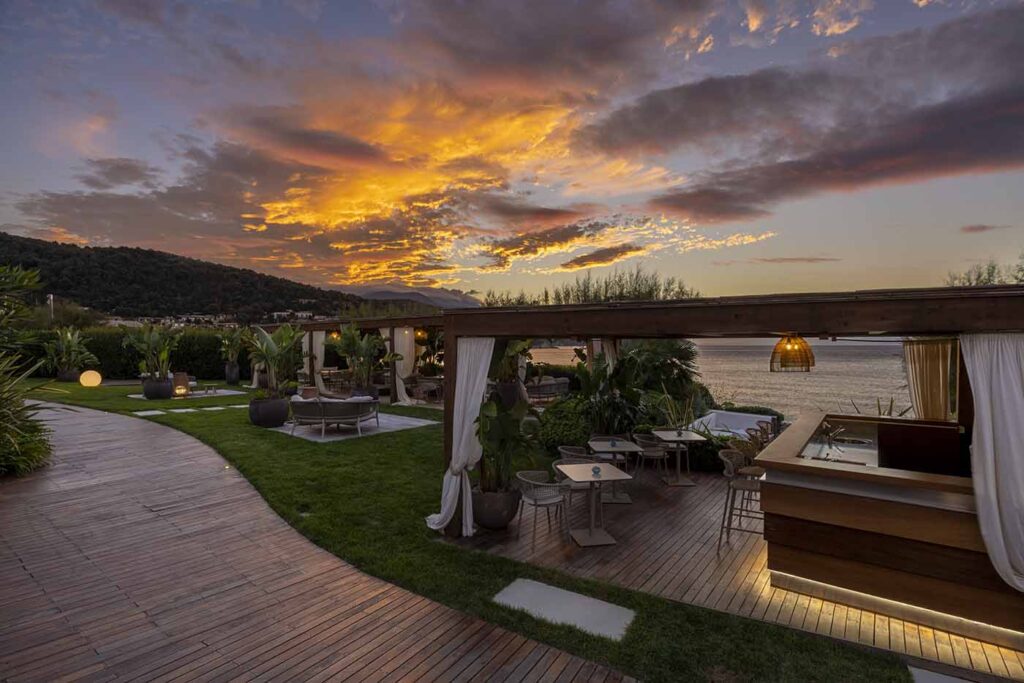isola-elba-hotel-alberghi-&-location-il-viaggiatore-magazine-tramonto