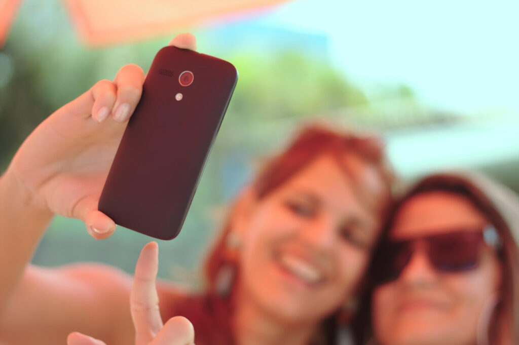 turismo digitale breaking news il viaggiatore magazine selfie