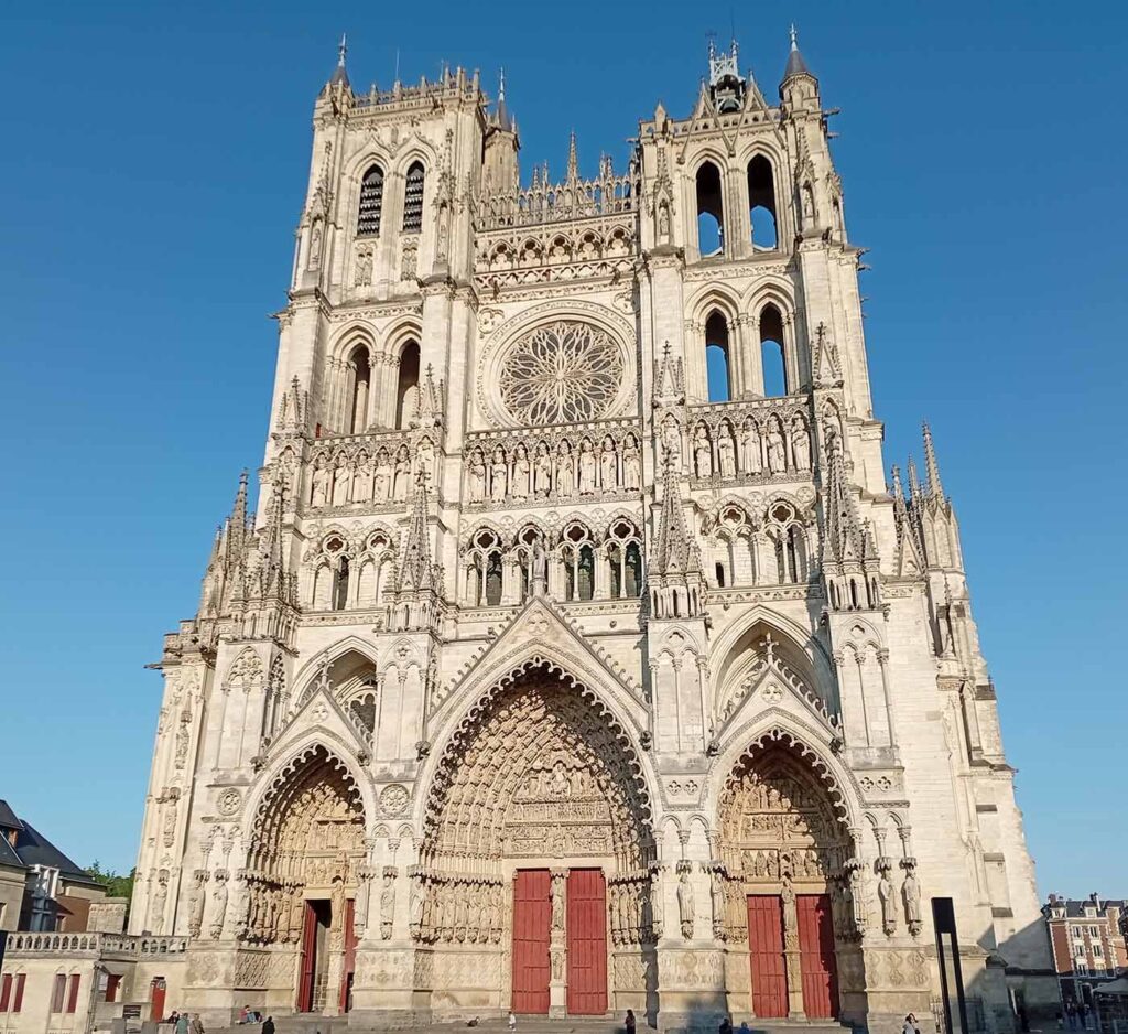 amiens-luoghi-e-viaggi-il-viaggiatore-magazine-cinque