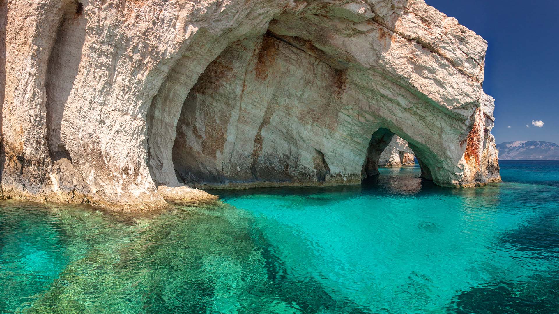 viaggio-a-settembre-luoghi-e-viaggi-il-viaggiatore-magazine-copertina