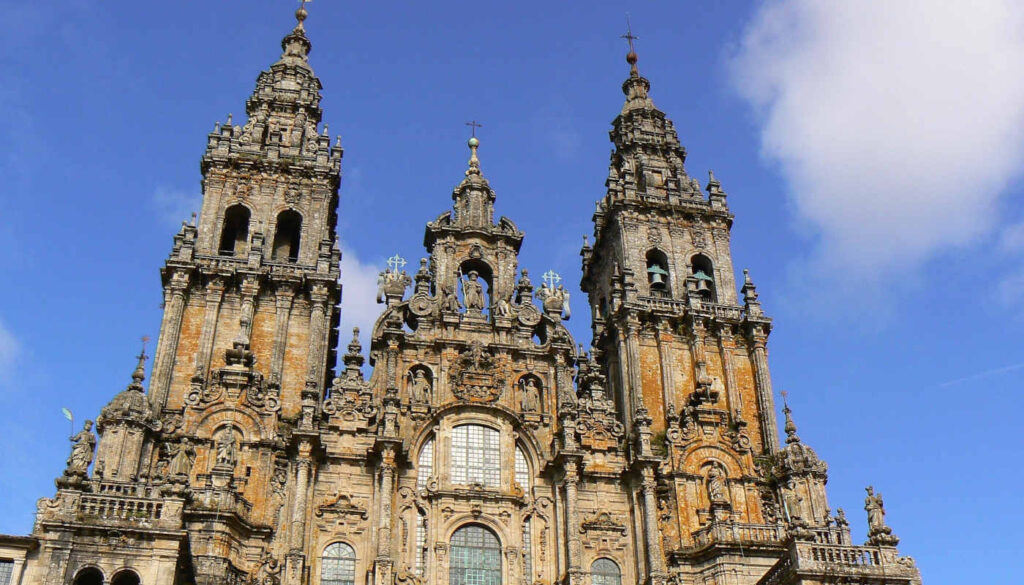 cammino di santiago luoghi e viaggi il viaggiatore magazine cattedrale