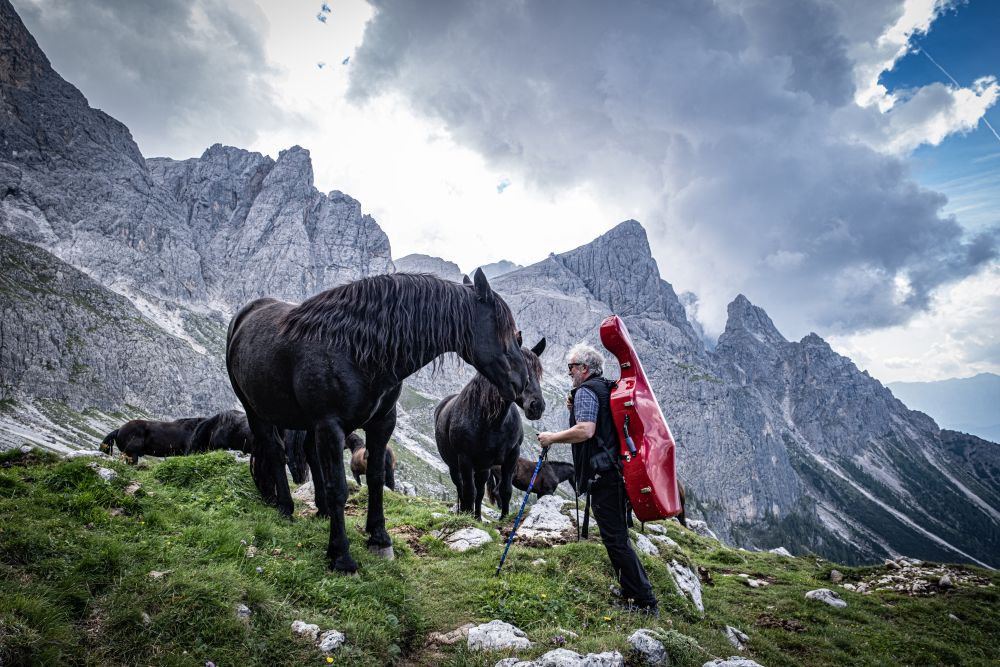 suoni-delle-dolomiti-cultura-e-appuntamenti-il-viaggiatore-magazine-due